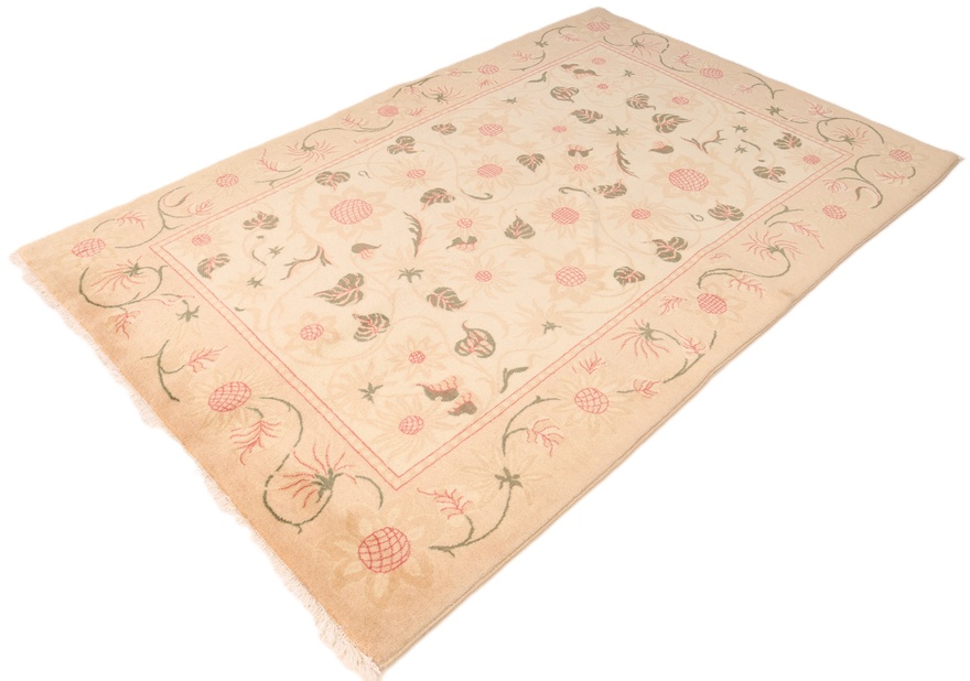 Sarough Carpet   208x135