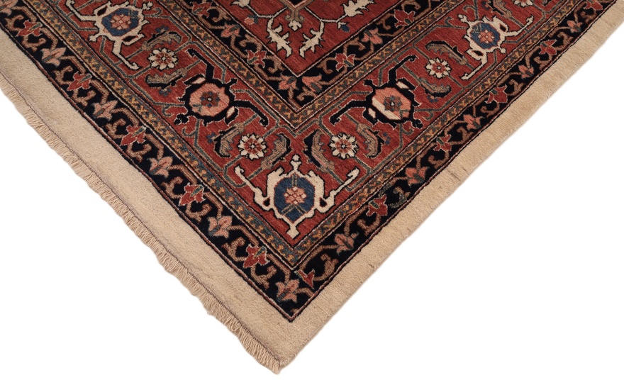 Heriz Carpet  335x227