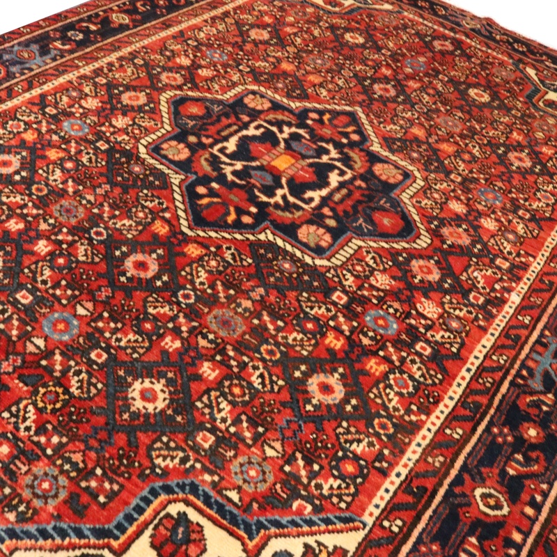 Hosenabad carpet 194x144
