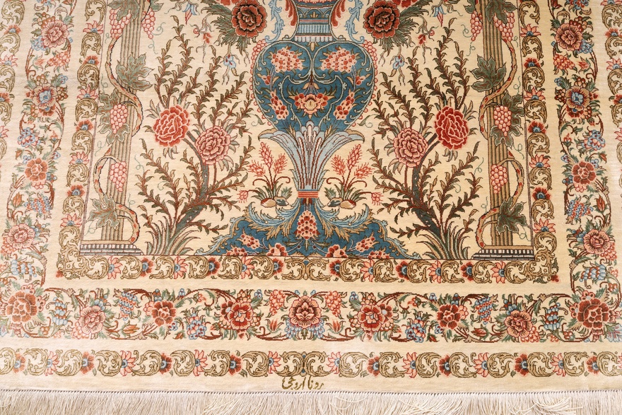 Qom by Rezaei Brothers silk carpet 160x100