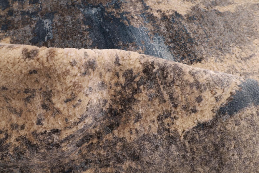 MODERN LOTUS Carpet 247x164