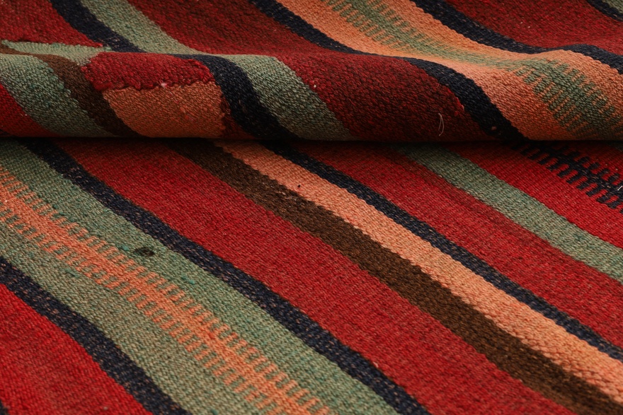 Kilim Fars Carpet  128x126