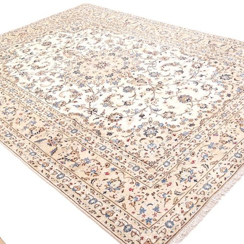 Kashan Carpet  350x250