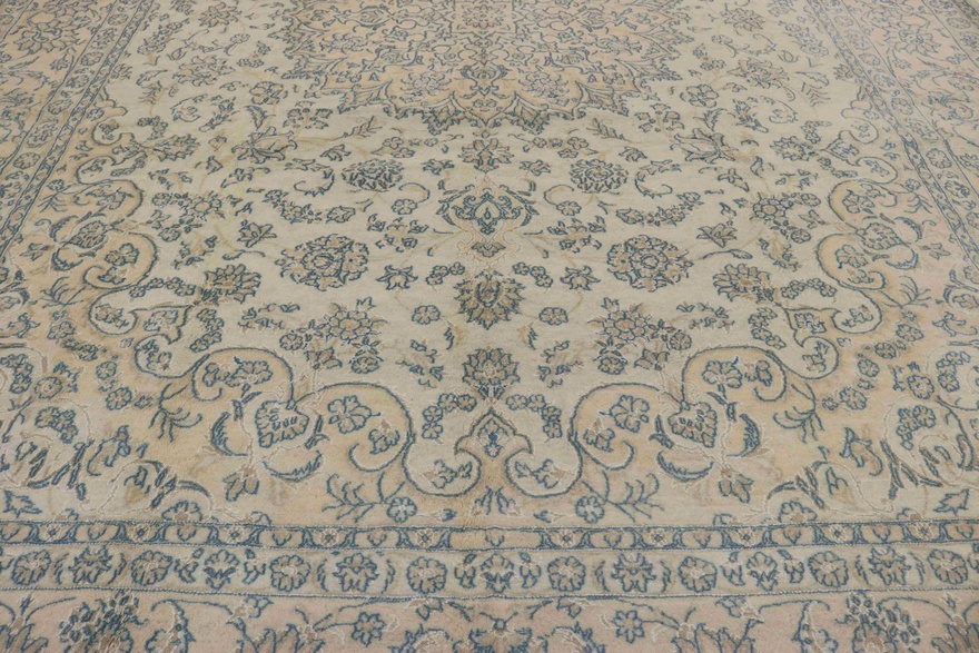 Nain 9 La Carpet 343x247