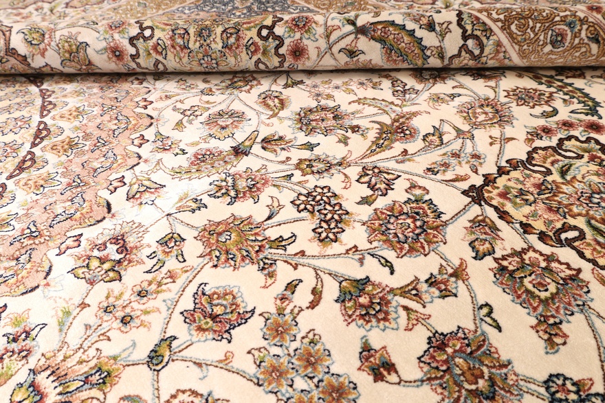 Qum Desigmer  300x200