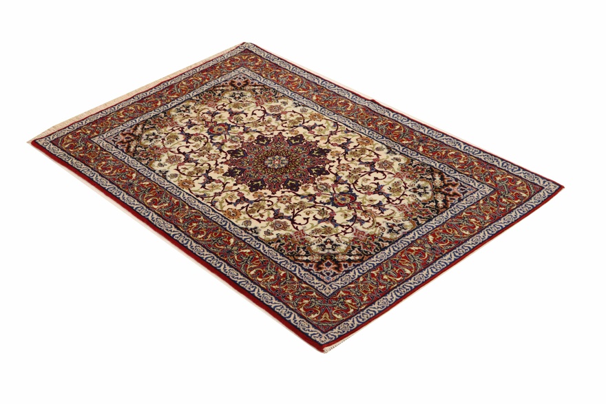 Isfahan Carpet 170x109