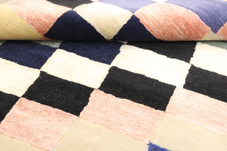 Modern Lotus Carpet 183x119