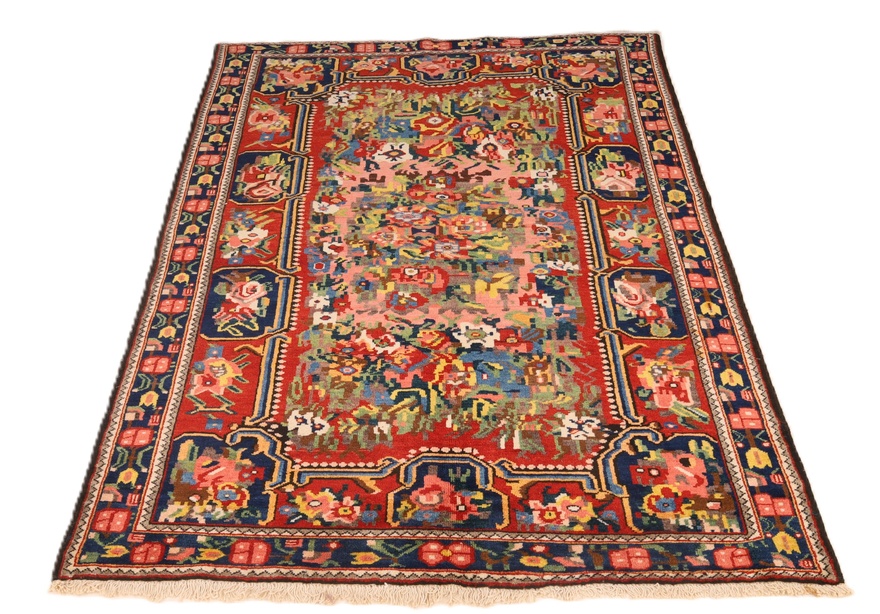 Antique BAKHTIAR  Carpet   210x148