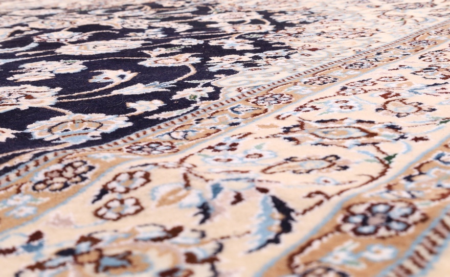 Nain9La Carpet 247x153