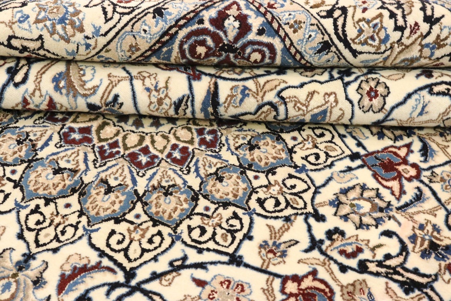 Nain 9lA Carpet  271x161