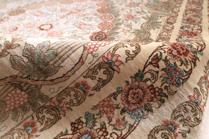 Qom by Rezaei Brothers silk carpet 160x100