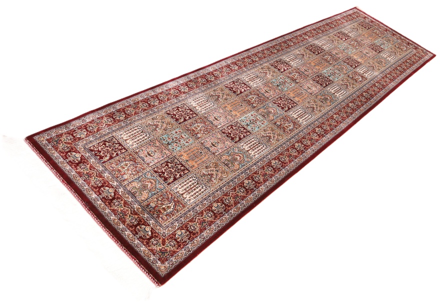 Qum Desigmer Carpet  300x75