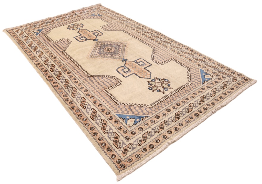 Ardebil Carpet 269x169