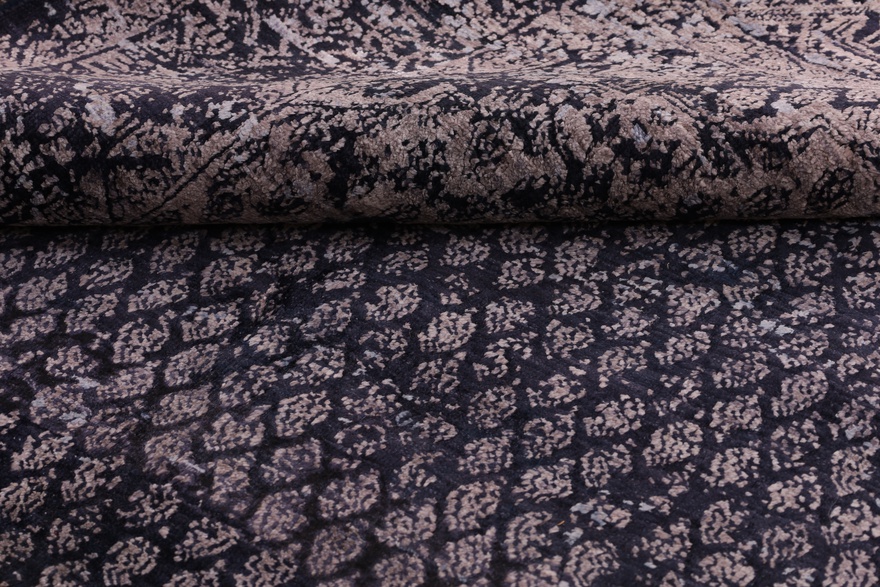 Modern LOTUS Carpet 242x176