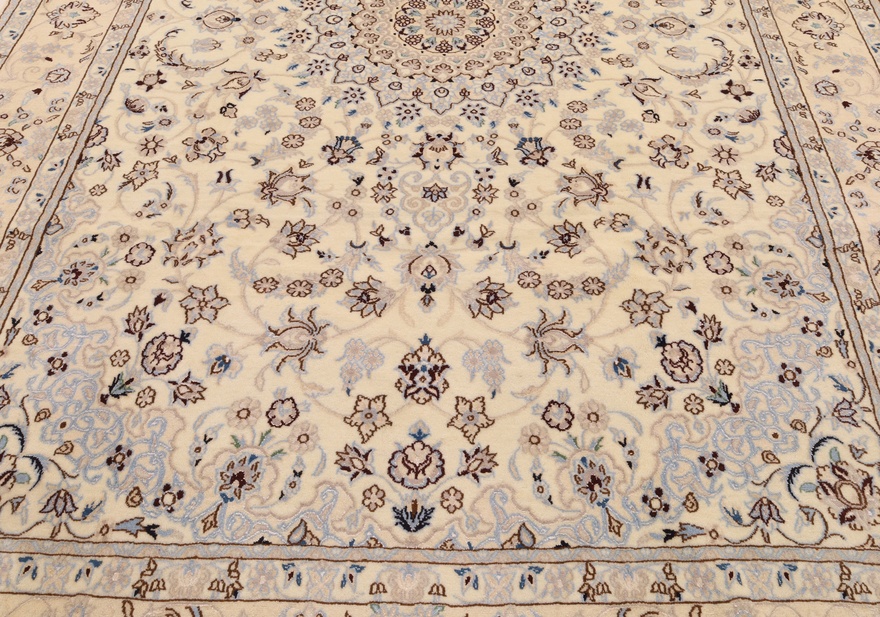 Nain 9 La Carpet  303x207