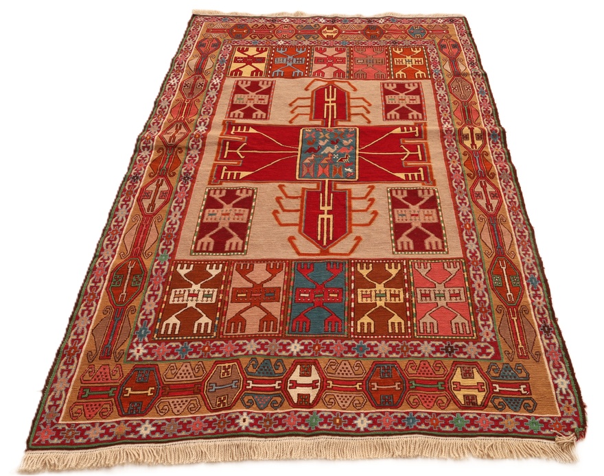 Kilim Carpet 189x123