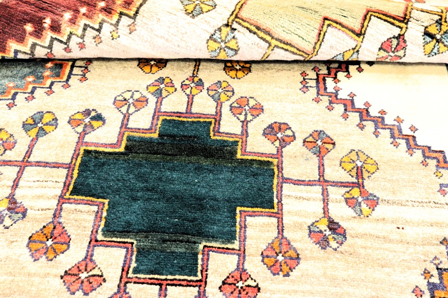 Ghashghai Carpet 170x105