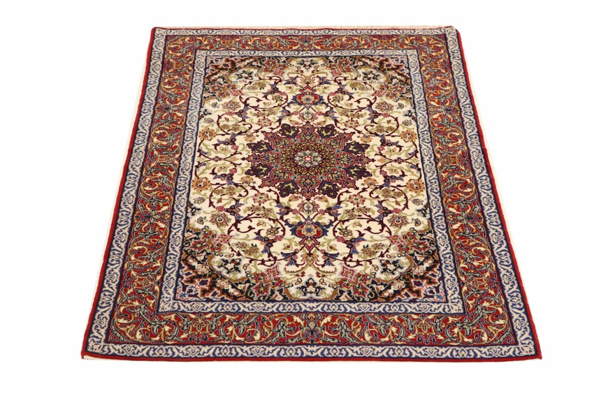 Isfahan Carpet 170x109
