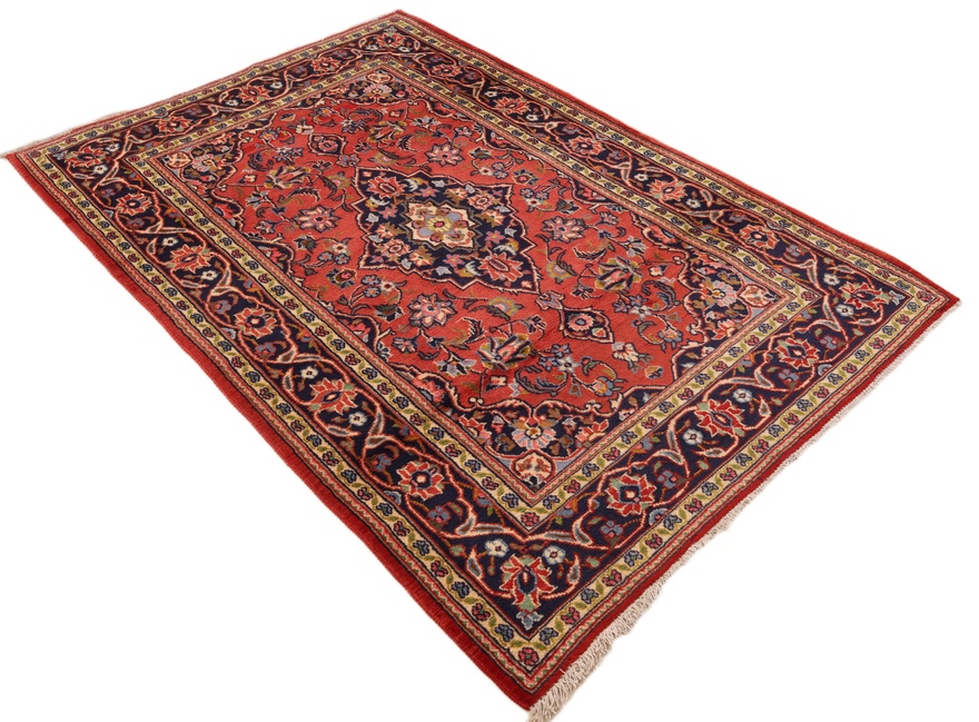 Kashan Carpet 164x106