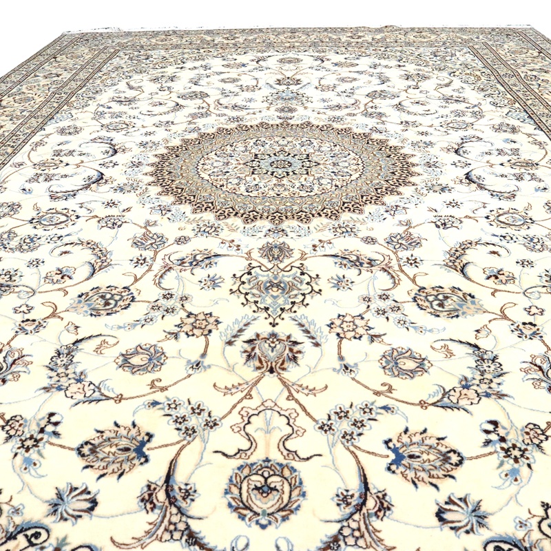 Nain6La carpet 365x247