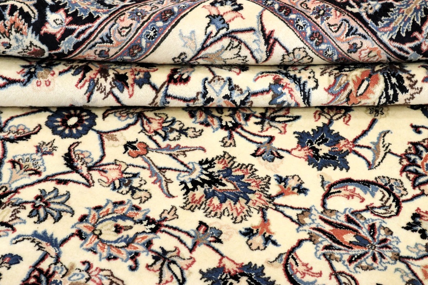 Mashad Carpet  304x193