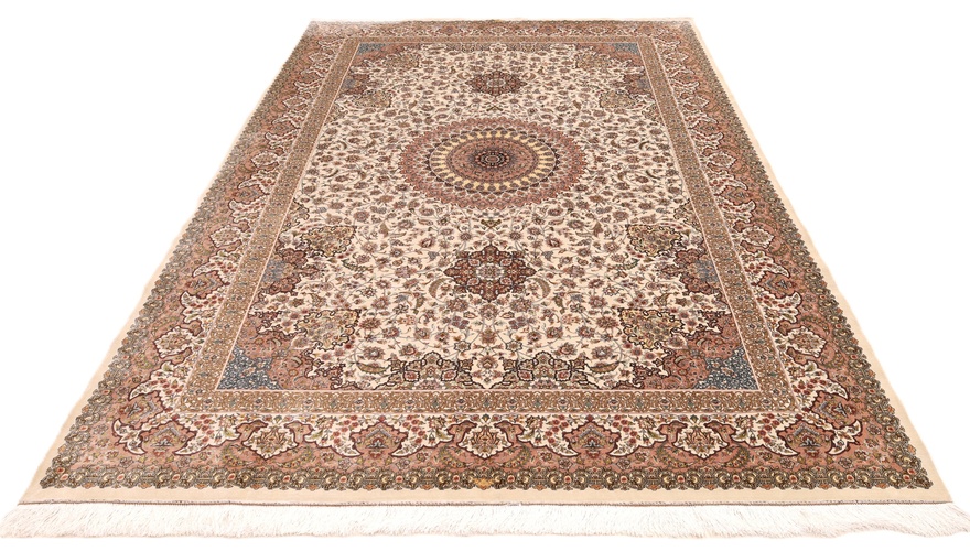 Qum Desigmer  300x200