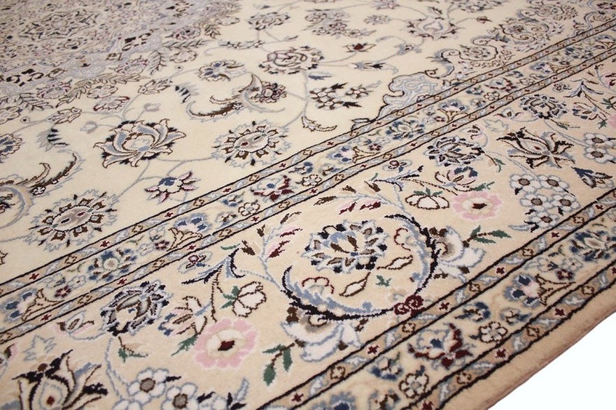 Naien 9La Carpet 353x249