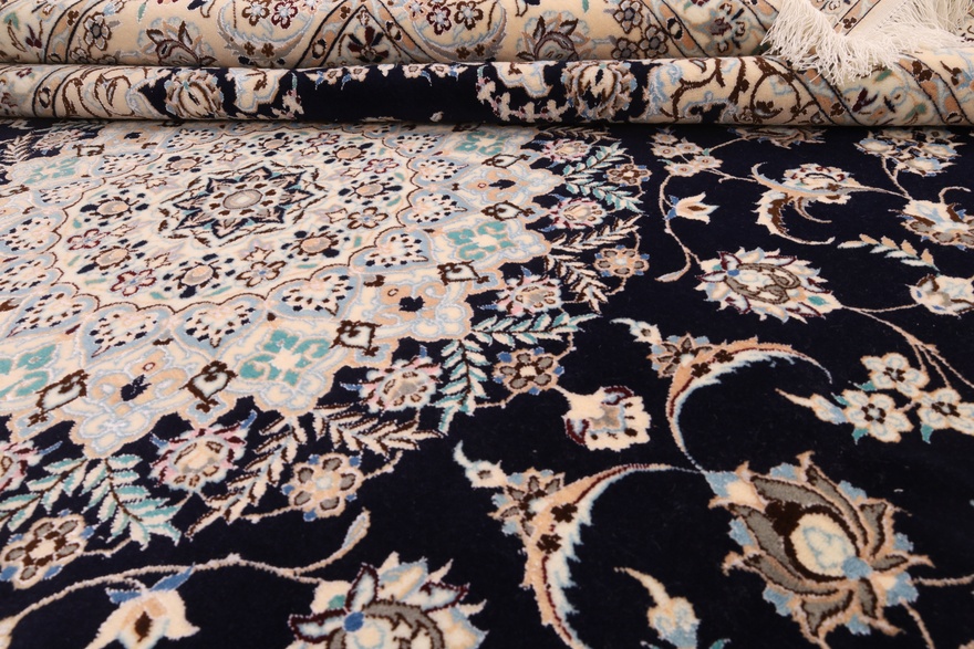 Nain 6 La Carpet 254x210