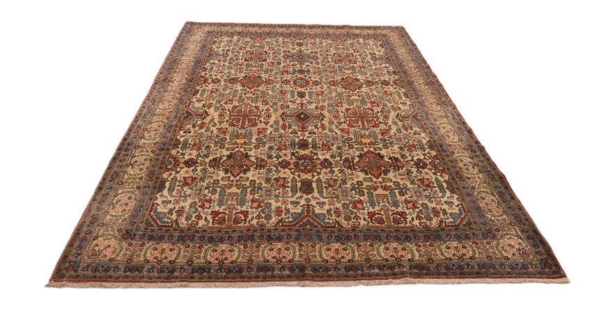 Qum Antique Carpet 325x220