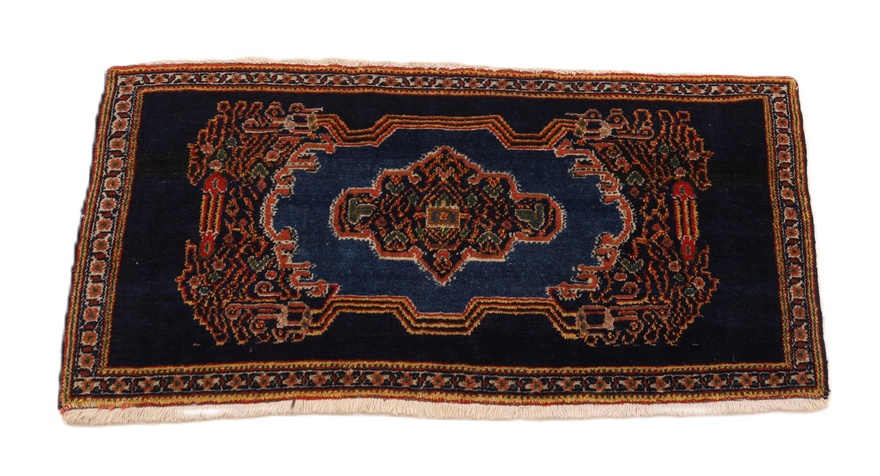 Seeneh Antique Carpet 98x50