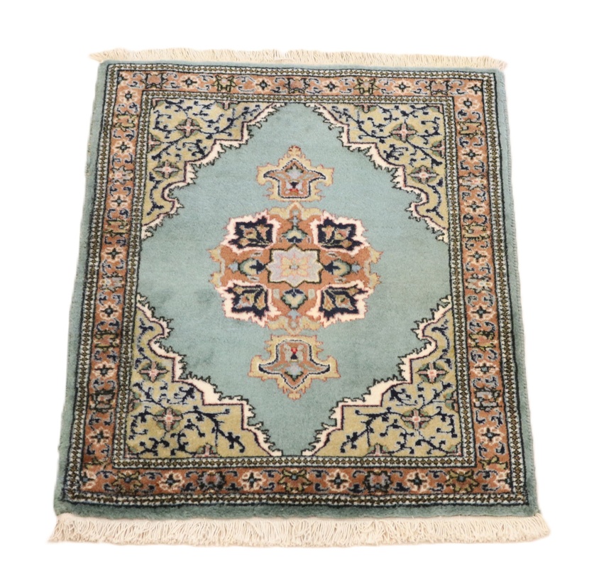 Tabriz Carpet 79x58