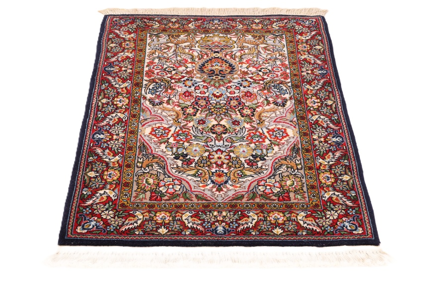 Tabriz Carpet  90x52