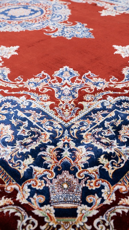 Qom  Dahlia Carpet 180x120