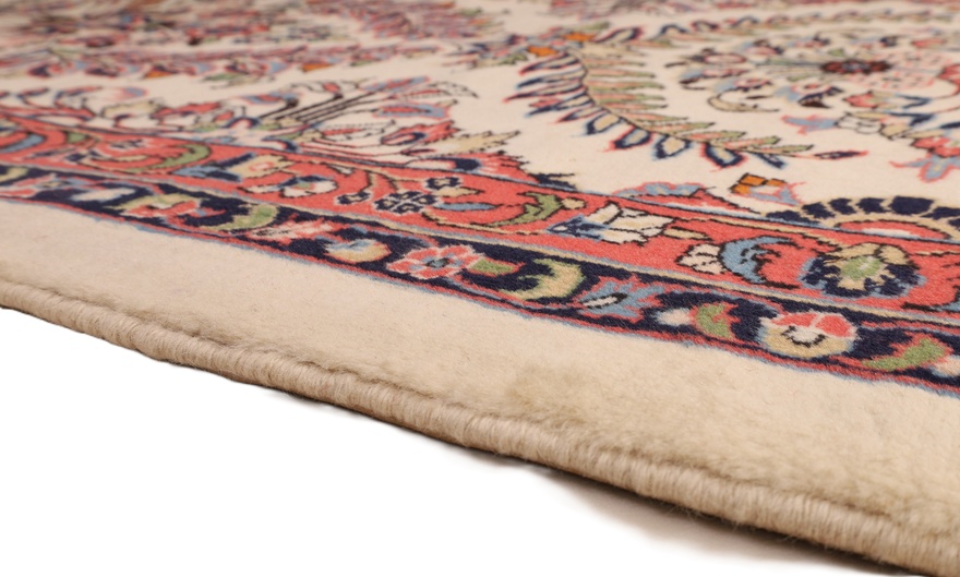 Sarouk Carpet  490x82
