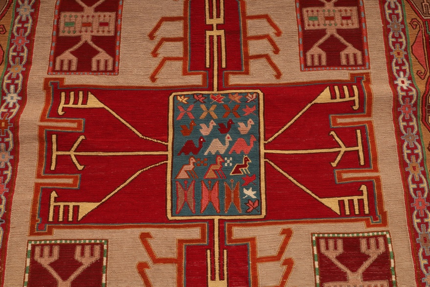 Kilim Carpet 189x123