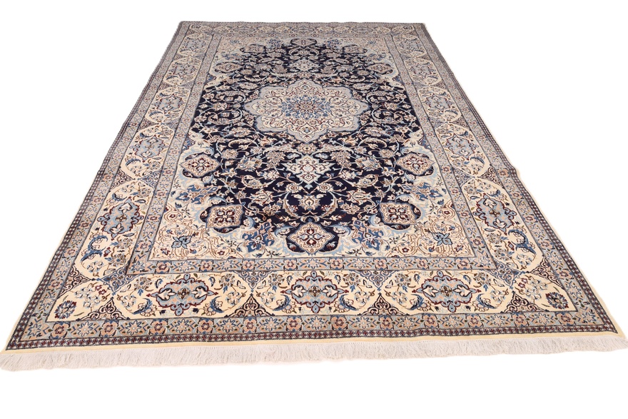 Nain9La Carpet  365x248