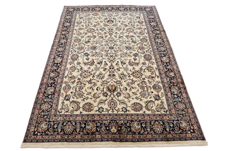 Mashad Carpet  304x193