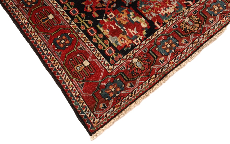 Antique Bakhtiar Carpet  208x145