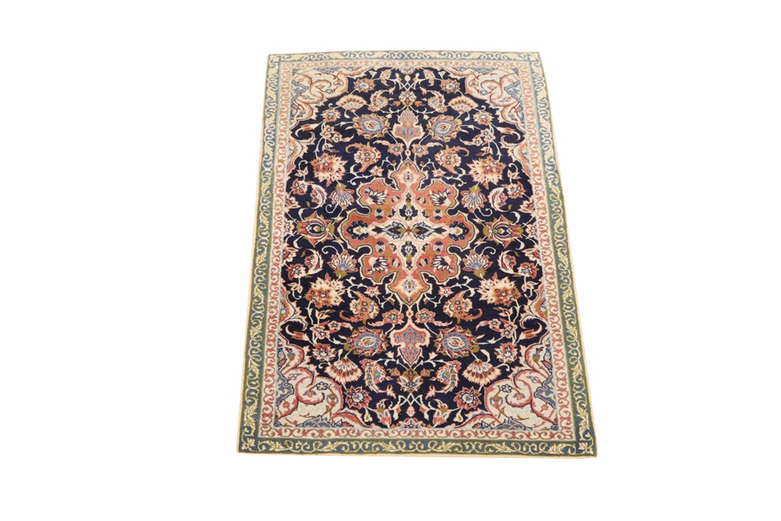 Isfahan Carpet 112x68