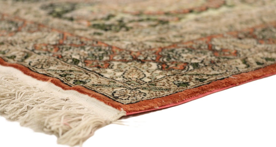 Herike Silk Carpet 125x77