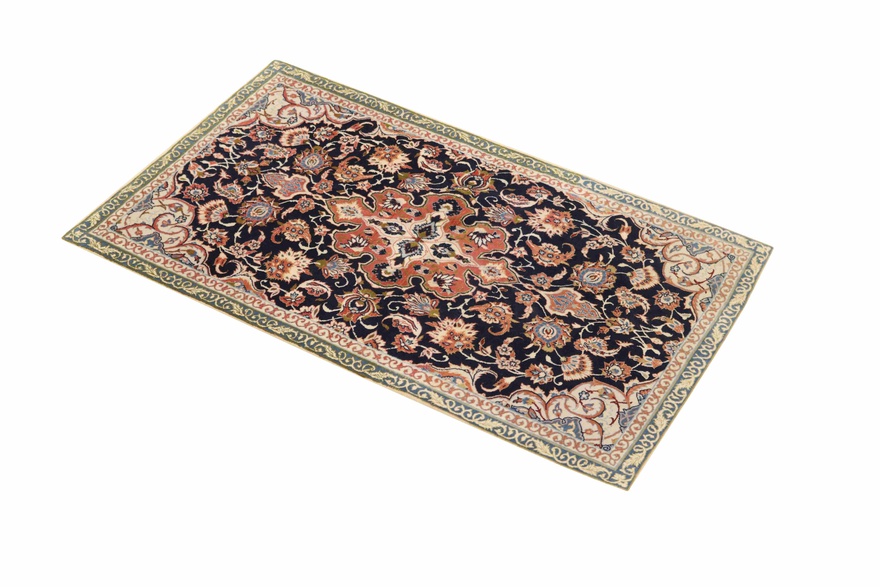 Isfahan Carpet 112x68
