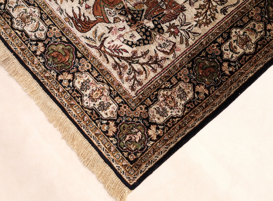 Qum Silk Carpet 160x106