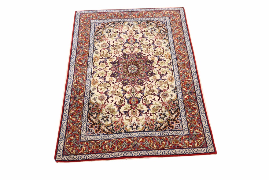 Isfahan Carpet 170x109