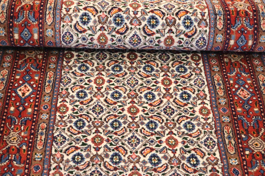 Moud Carpet 300x83