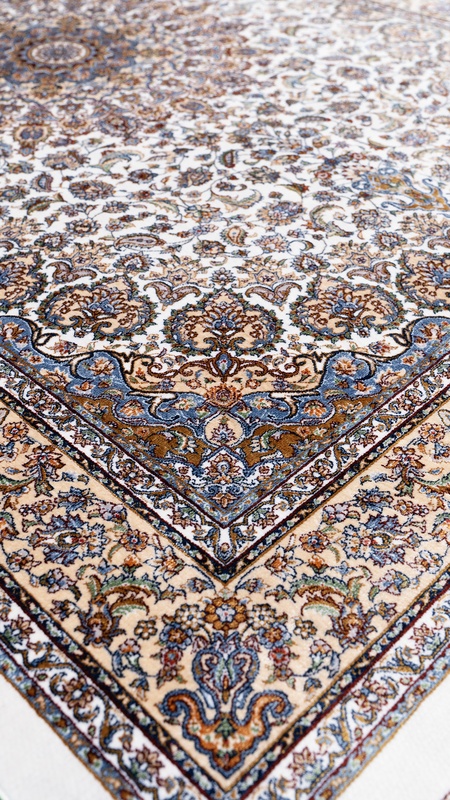 Qom  Dahlia Carpet 150x100