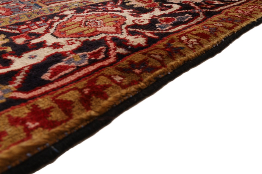 Heriz Carpet 333x250