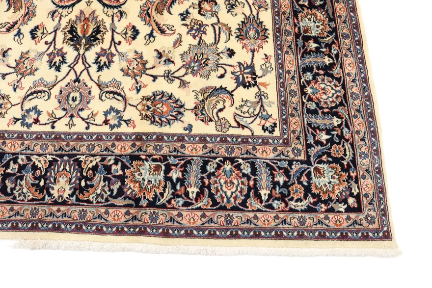 Mashad Carpet  304x193