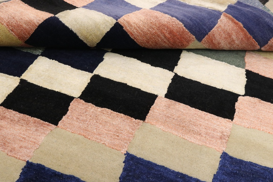 Modern Lotus Carpet  183x123