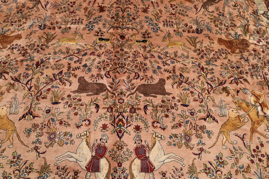 Antique Agra Carpet  573x369