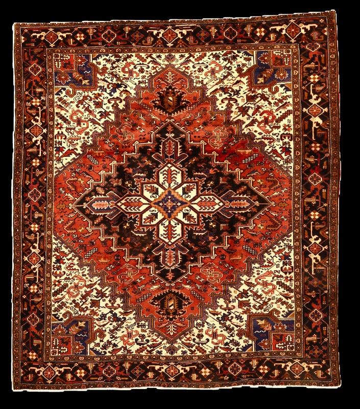 Heriz Carpet  292x256